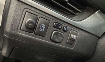 Toyota Avensis full