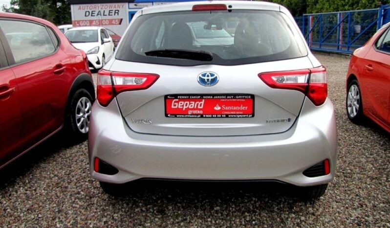 Toyota Yaris Hybrid 100 Active full
