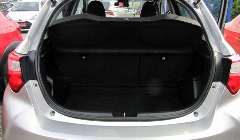 Toyota Yaris Hybrid 100 Active full
