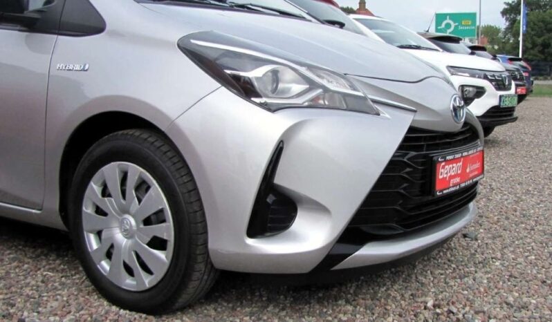 Toyota Yaris Hybrid 100 Active full