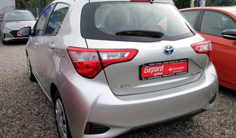Toyota Yaris Hybrid 100 Active full