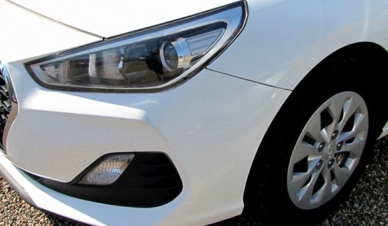 Hyundai i30 full