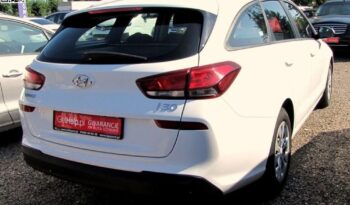 Hyundai i30 full