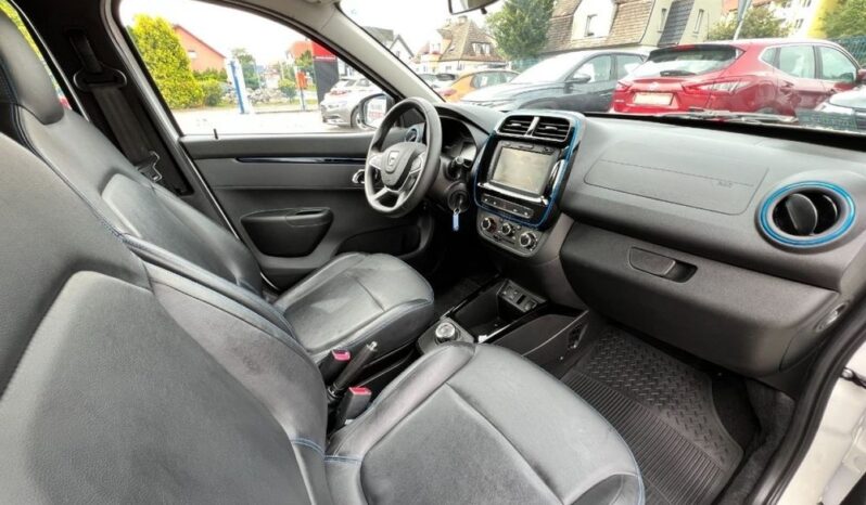 Dacia Spring full