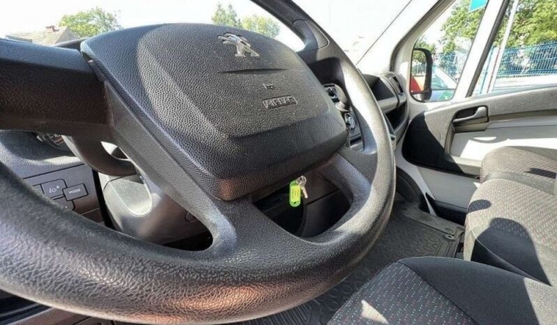 Peugeot Boxer full
