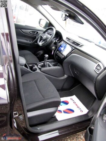 Nissan Qashqai full