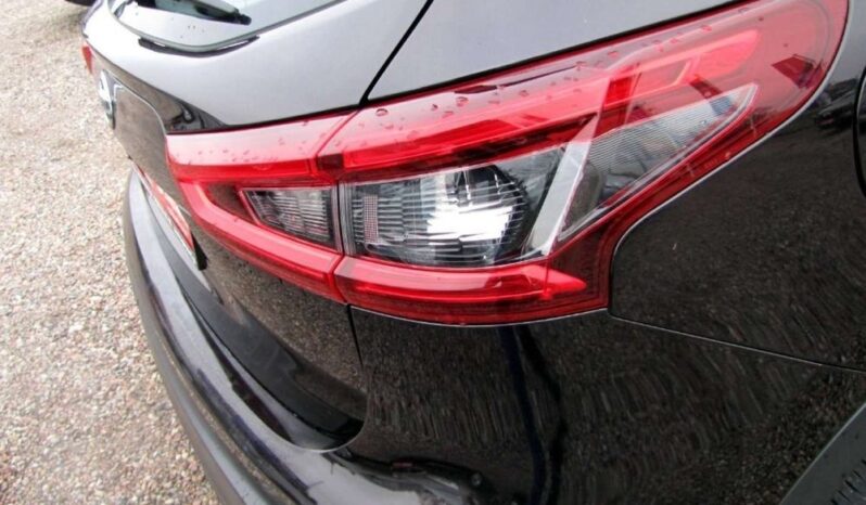 Nissan Qashqai full