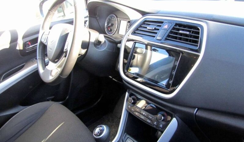 Suzuki SX4 full