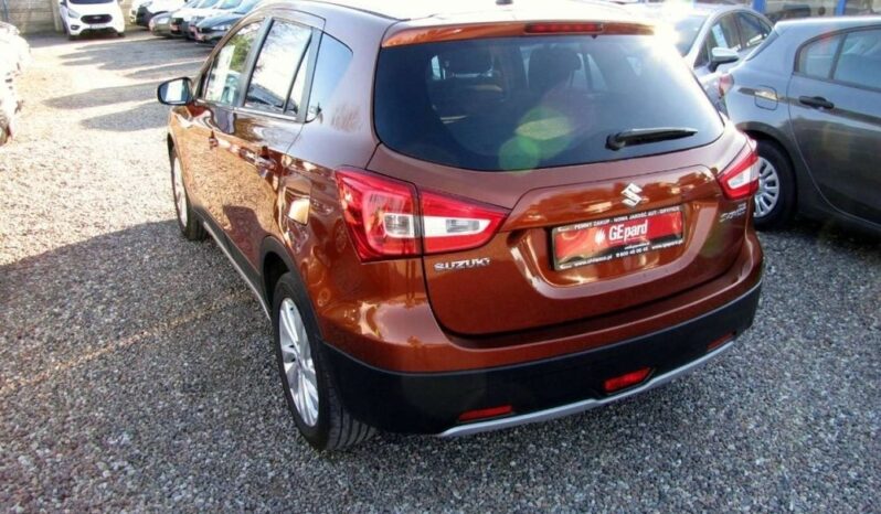 Suzuki SX4 full