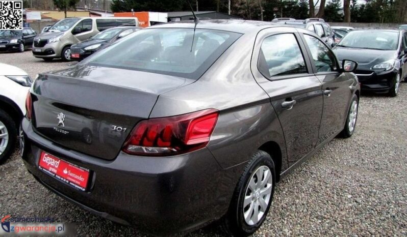 Peugeot 301 full
