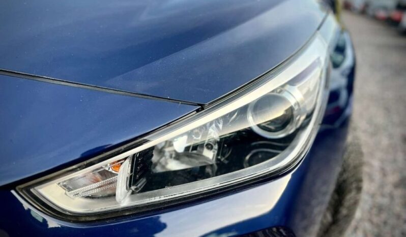 Hyundai i30 full
