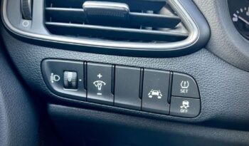 Hyundai i30 full