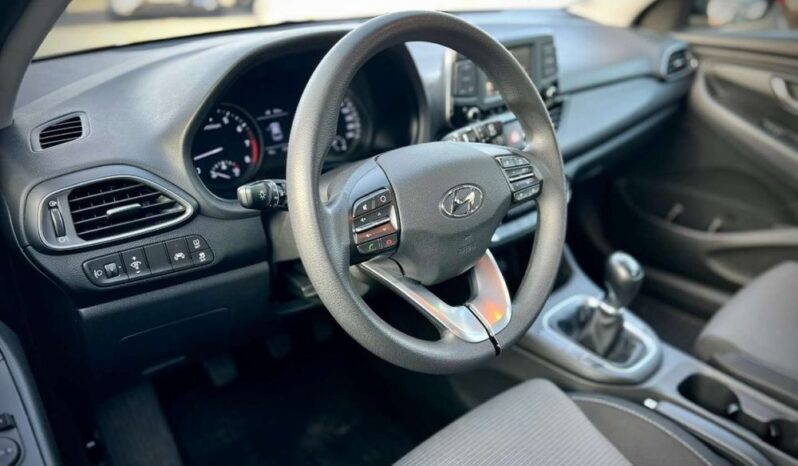 Hyundai i30 full
