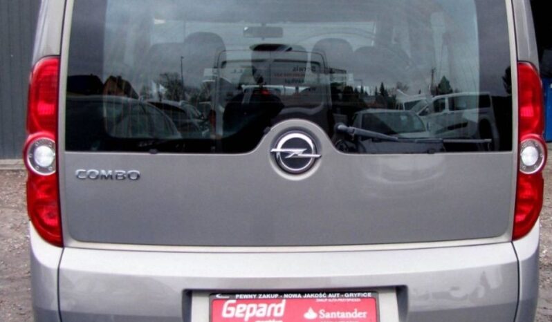 Opel Combo full