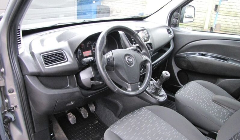 Opel Combo full