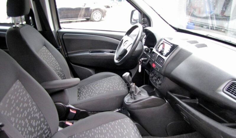Opel Combo full