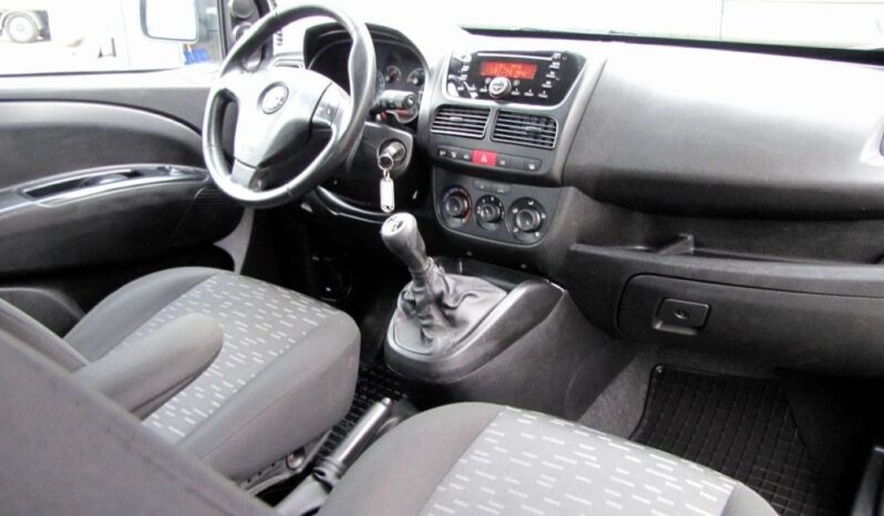 Opel Combo full