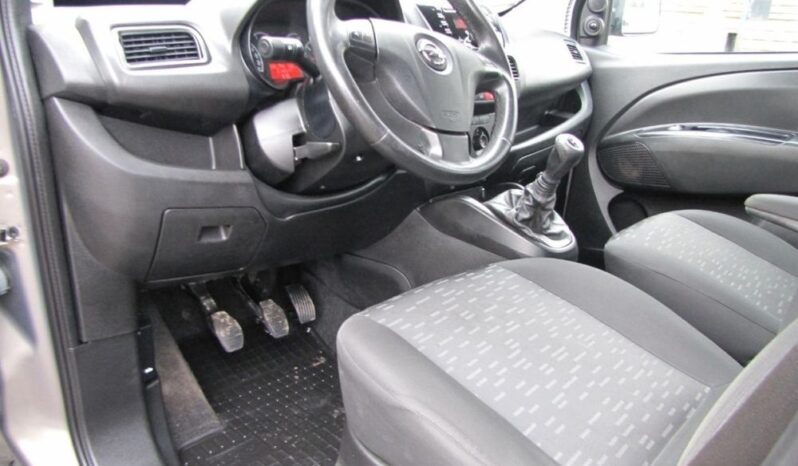 Opel Combo full