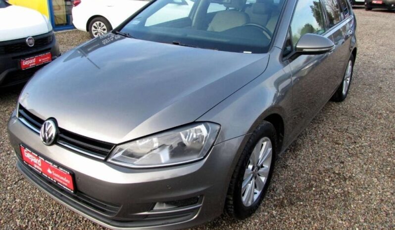 Volkswagen Golf full