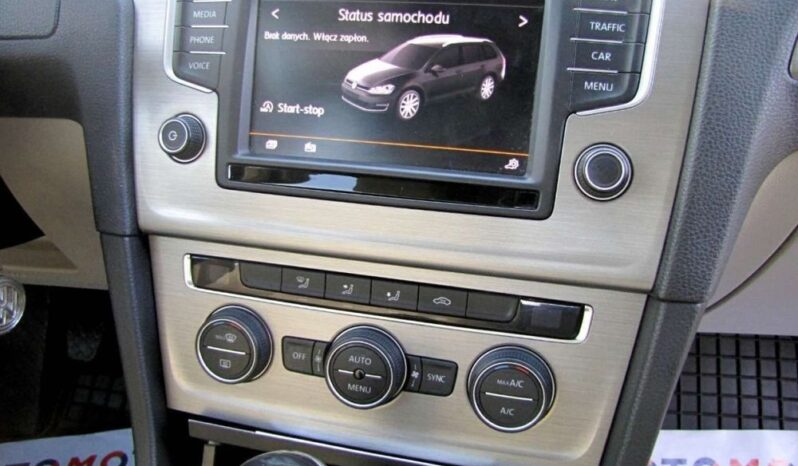 Volkswagen Golf full