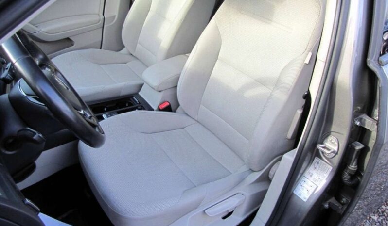 Volkswagen Golf full