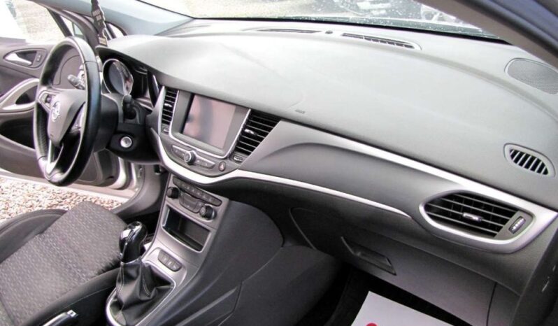 Opel Astra full