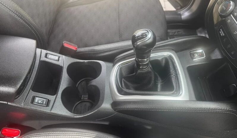 Nissan Qashqai 1.6 dCi DPF tekna full