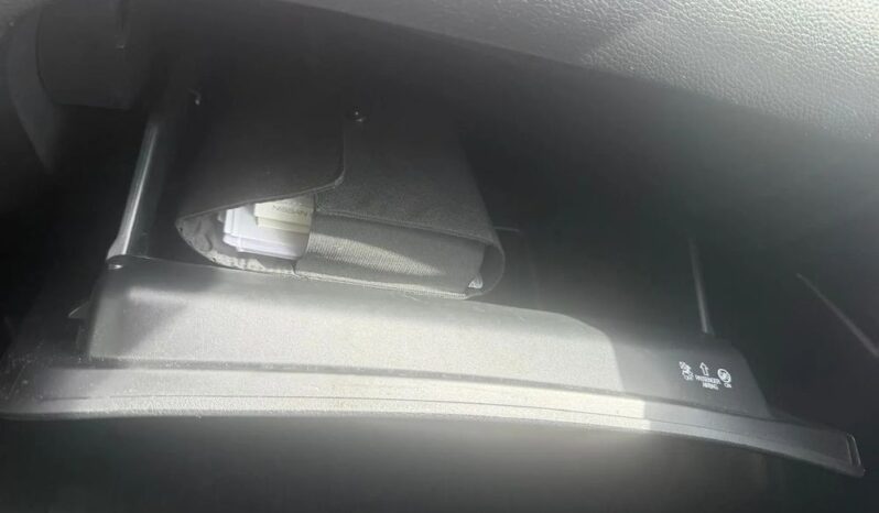 Nissan Qashqai 1.6 dCi DPF tekna full