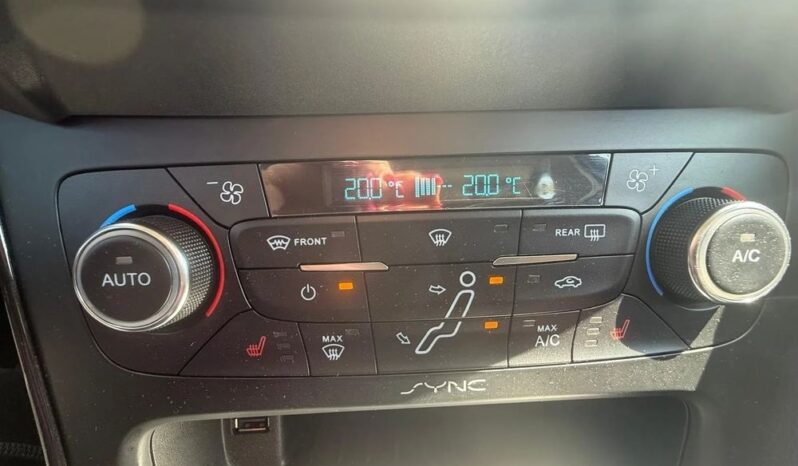 Ford Focus 2.0 EcoBlue Titanium Business full