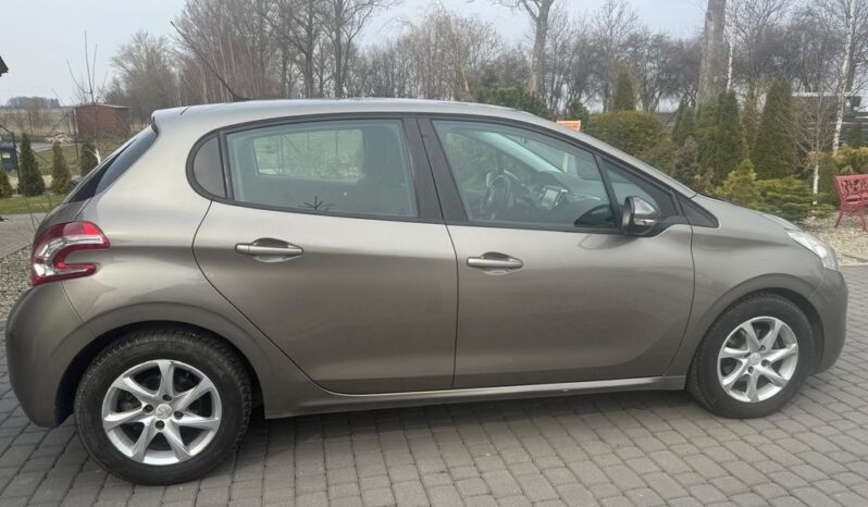Peugeot 208 1.4 VTi Active full