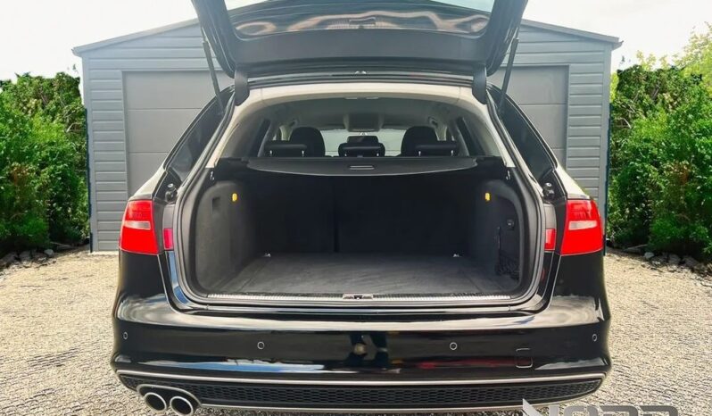 Audi A4 Avant 2.0 TDI DPF S line Sportpaket full