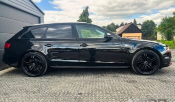 Audi A4 Avant 2.0 TDI DPF S line Sportpaket full