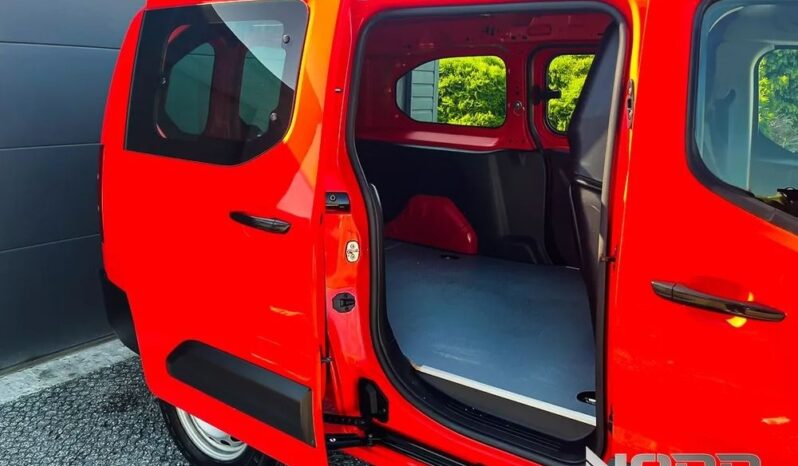 Peugeot Partner 4×4 Long Asphalt full