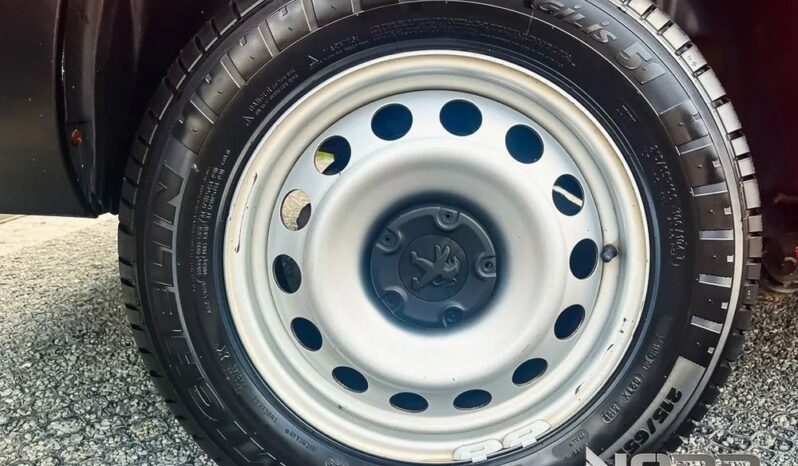 Peugeot Partner 1.5 4×4 Long Asphalt full