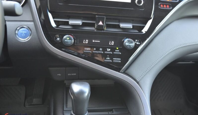 Toyota Camry 2.5 Hybrid Comfort CVT full