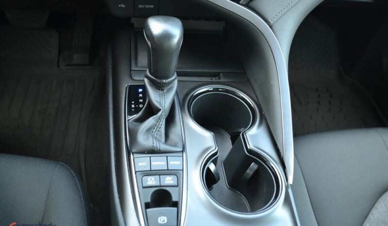 Toyota Camry 2.5 Hybrid Comfort CVT full
