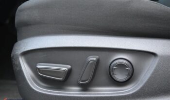Toyota Camry 2.5 Hybrid Comfort CVT full