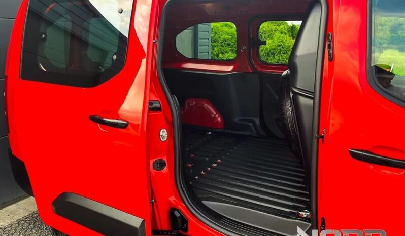 Peugeot Partner 1.5 4×4 Long Premium full