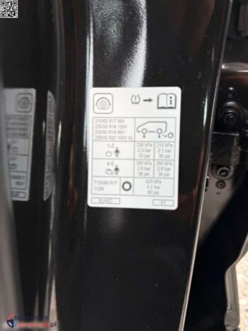 Nissan Qashqai 1.3 DIG-T mHEV N-Connecta full