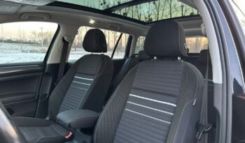 Volkswagen Golf full