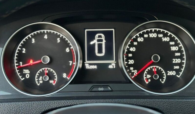 Volkswagen Golf full
