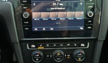 Volkswagen Golf full