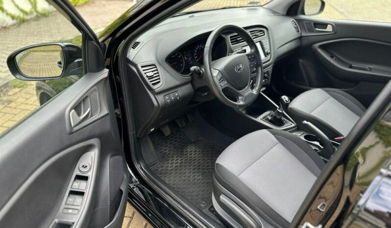 Hyundai i20 blue 1.0 T-GDI YES full