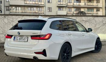 BMW Seria 3 318d Sport Line full