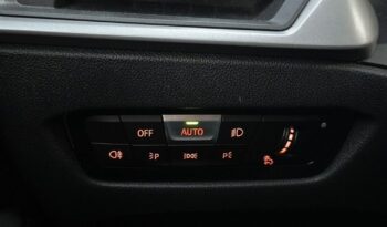 BMW Seria 3 318d Sport Line full