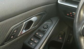 BMW Seria 3 318d Sport Line full