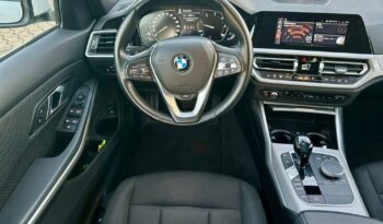 BMW Seria 3 318d Sport Line full
