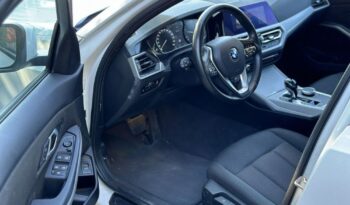 BMW Seria 3 318d Sport Line full