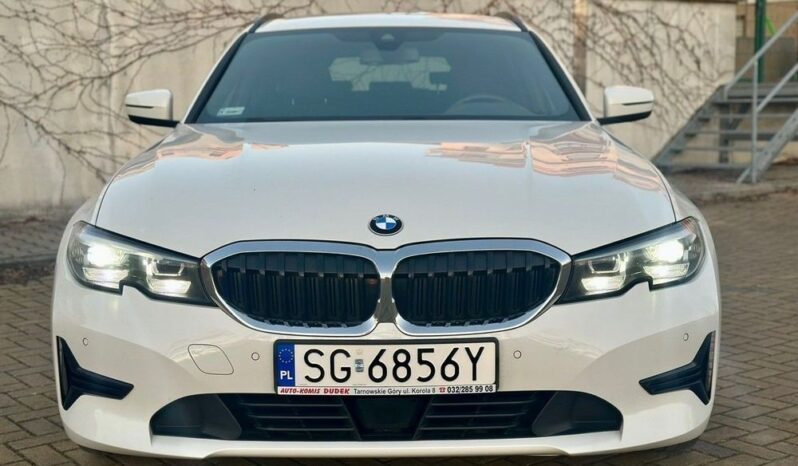 BMW Seria 3 318d Sport Line full