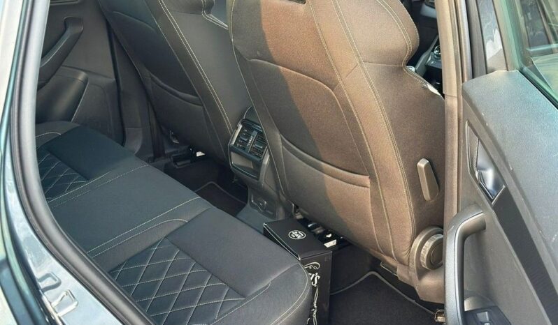 Skoda Karoq 1.5 TSI Sportline full